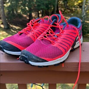 Inov-8 Women's Roclite 290 Trail Runners
